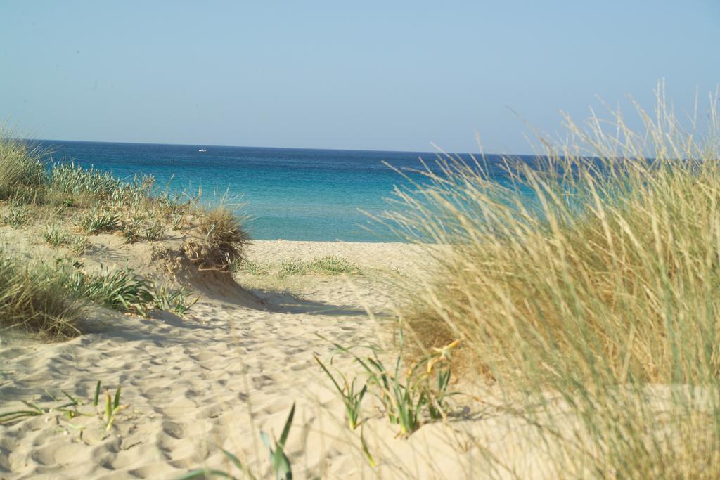 Hyencos Hotel Callyon Torre San Giovanni Extérieur photo
