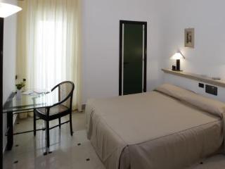Hyencos Hotel Callyon Torre San Giovanni Extérieur photo